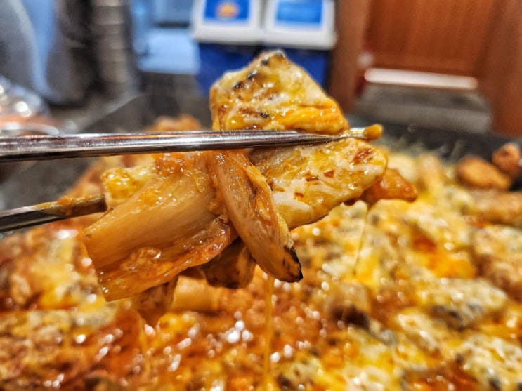  신림역 고기 맛집, 짱꼬집, 돼지김치구이에 치즈추가