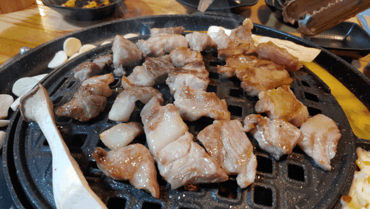  성서산업단지역 이곡동 뒷고기맛집 꿀품은 갓돼지에서 소주한잔 했어요