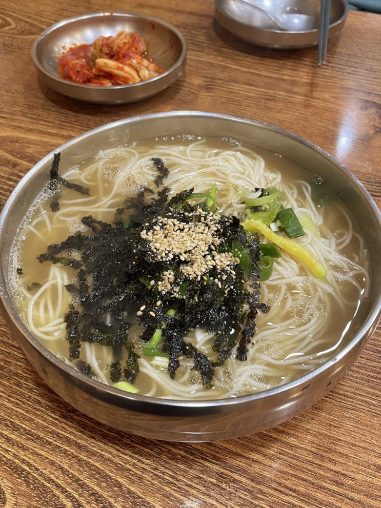  산본역 잔치국수 맛집 [홍두깨손칼국수] / 산본 주민이 인정하는 식당