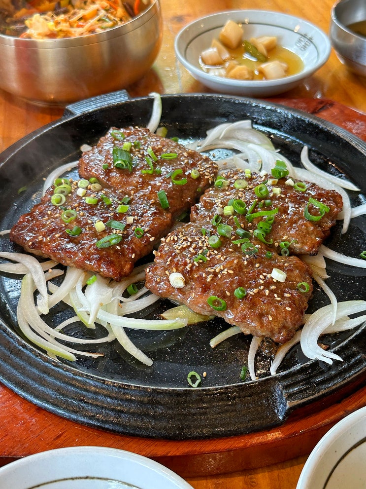 전주 교동 떡갈비 : 2인정식에 비빔밥 2개 후기