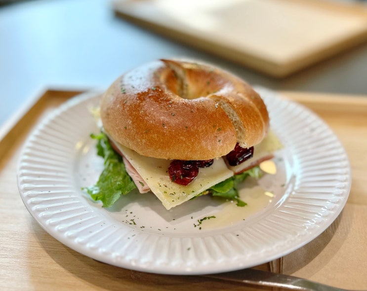  [안산 한양대] AP Coffee&Bakery - 베이글 맛집, 대화하기 좋으면서, 공부&업무하기에도 좋은 세심한 카페