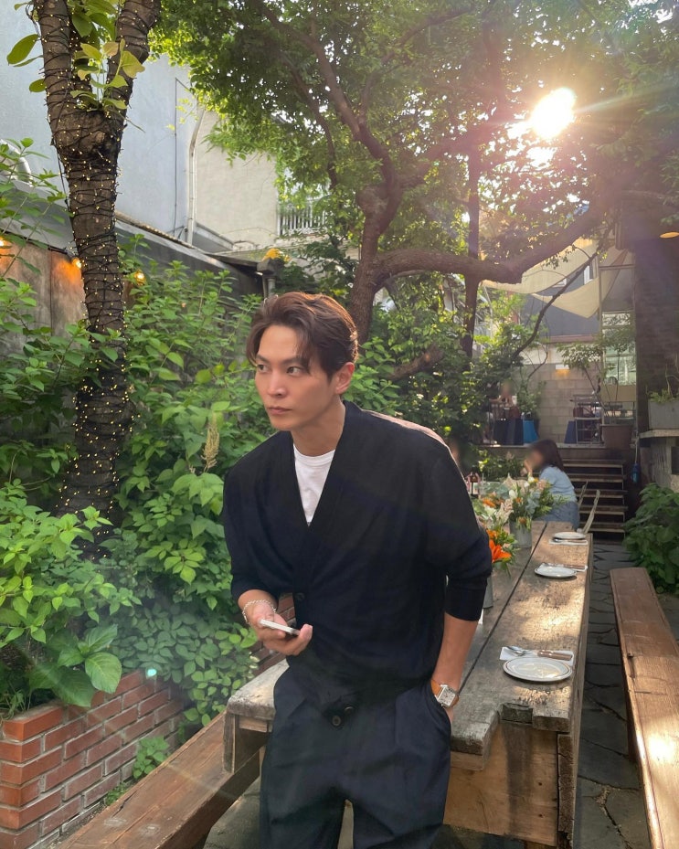 주원'S 르메르 가디건 김우빈도 입었다. How Much? 주원'S 르메르 가디건 김우빈도 입었다. How Much?