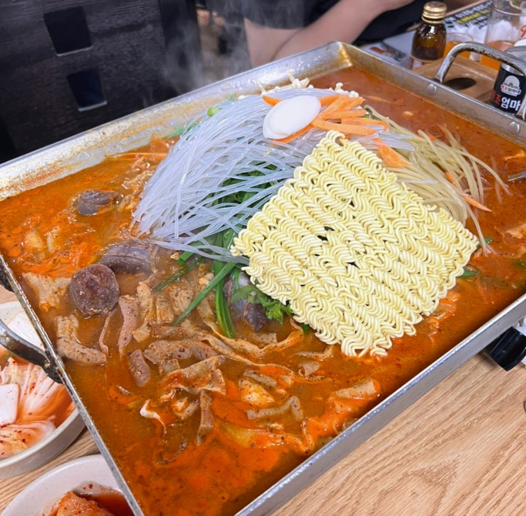  수원 지동시장 맛집 : 순대곱창타운 원조엄마네 순대곱창볶음 먹방