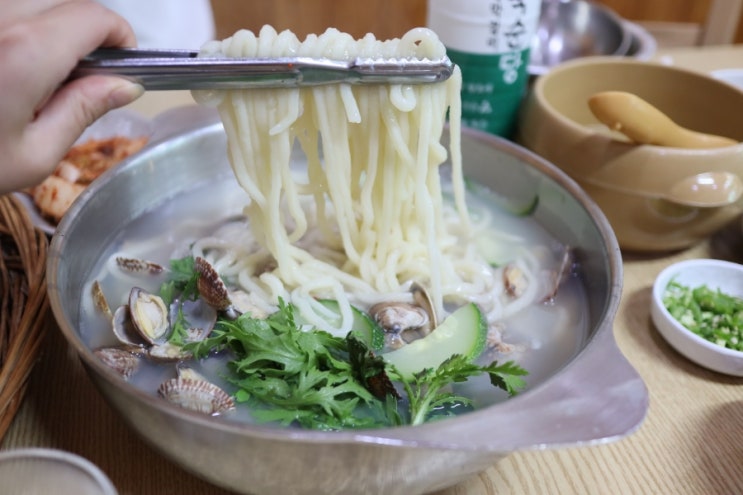 경주칼국수맛집 보쌈과 파전도 맛있는 궁림바지락칼국수