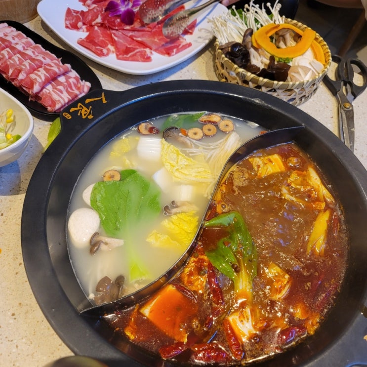  논현역 훠궈 맛집 - 회식장소로도 좋고 외식도 좋은 인량훠궈