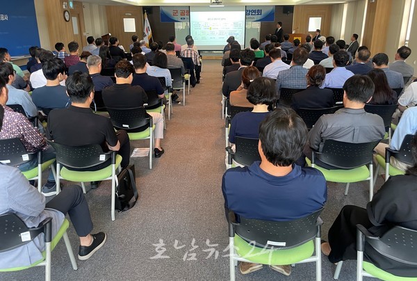 전남도, 8일 군-민간공항 통합 이전 공론화 본격 나서