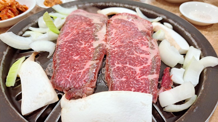 무교동 곰국시집, 매운거 못먹는 일본인 단체회식에도 딱이제! 무교동 곰국시집, 매운거 못먹는 일본인 단체회식에도 딱이제!