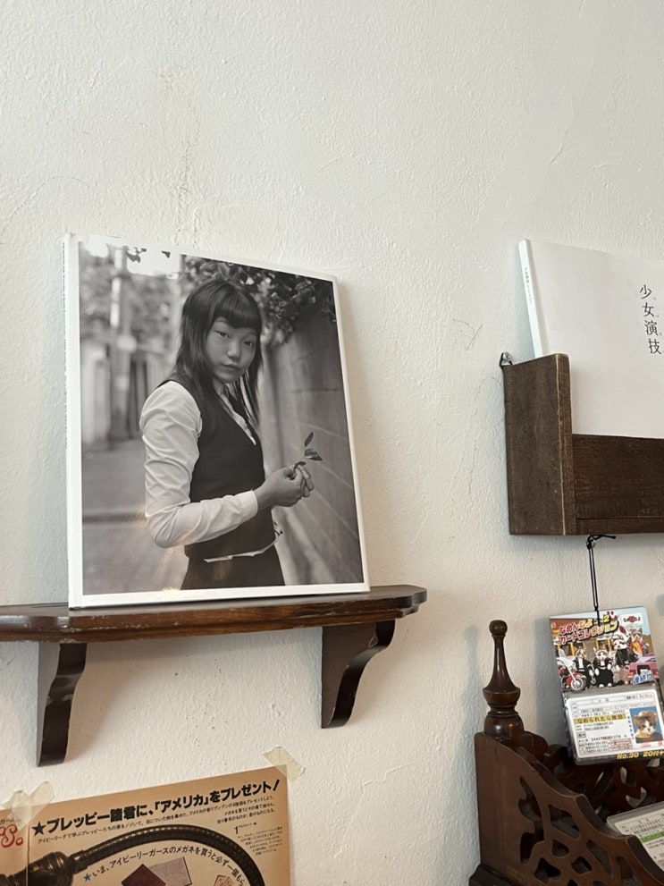 바닷새보다 멀리서 올라올 밀물을 기다려요 바닷새보다 멀리서 올라올 밀물을 기다려요
