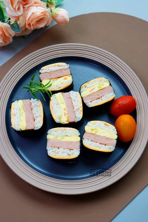 사각김밥 스팸무스비 틀 네모김밥 만들기 재료 하와이안무스비 만드는법 뜻 소풍도시락