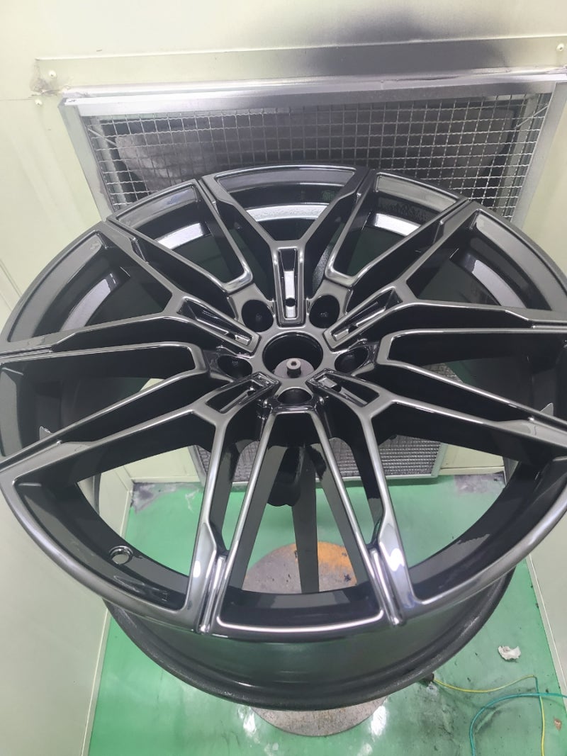 경기 오산 외삼미로 / 휠복원/도색 / BMW / 5시리즈