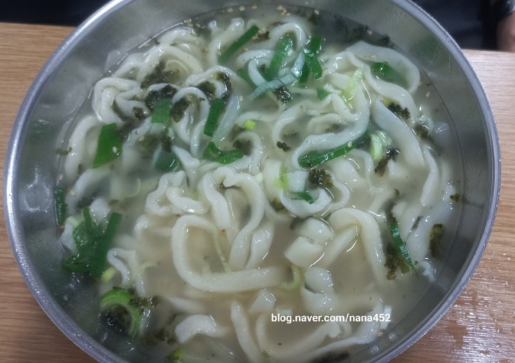  구로구 오류동 칼국수 맛집 '홍두깨손칼국수' 손 칼국수 수제비 맛집, 서울 수제비 식감 좋은집, 가성비 멸치칼국수 추천