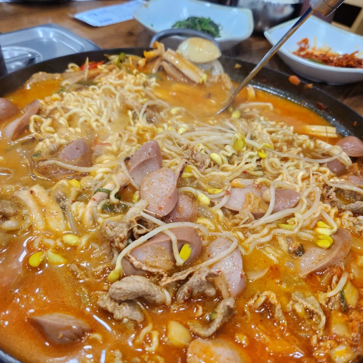 대구교육청 주변 맛집 '오삼부대찌개숙주삼겹살'
