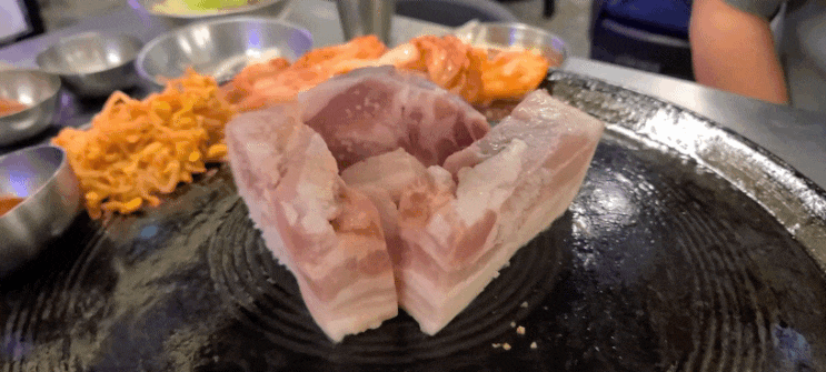  안산중앙동맛집 안산 삼겹살이 생각날때 동두천솥뚜껑삼겹살 안산중앙점