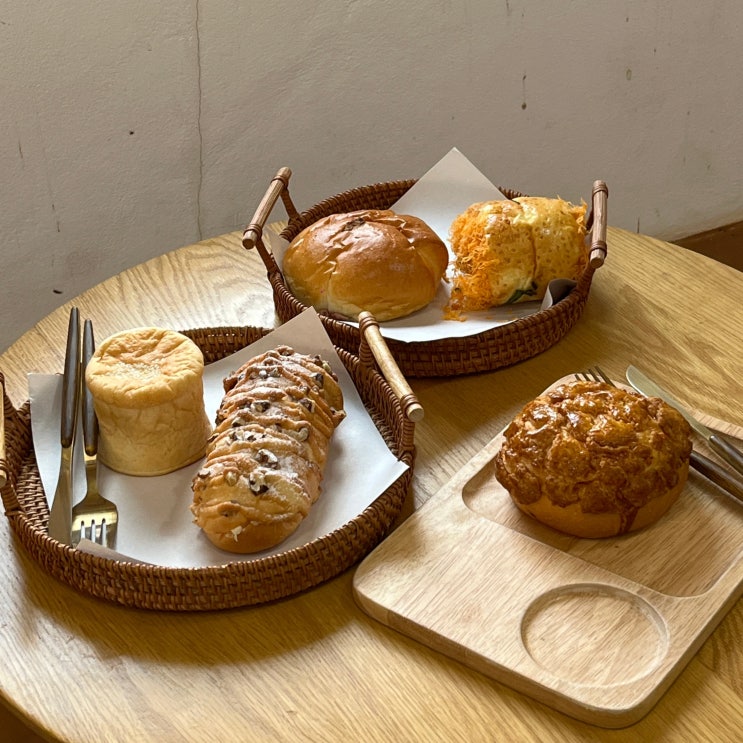  치앙마이베이커리 치앙마이빵맛집 핑강 근처 마니마니베이커리 ManiMani bakery 매니매니베이커리