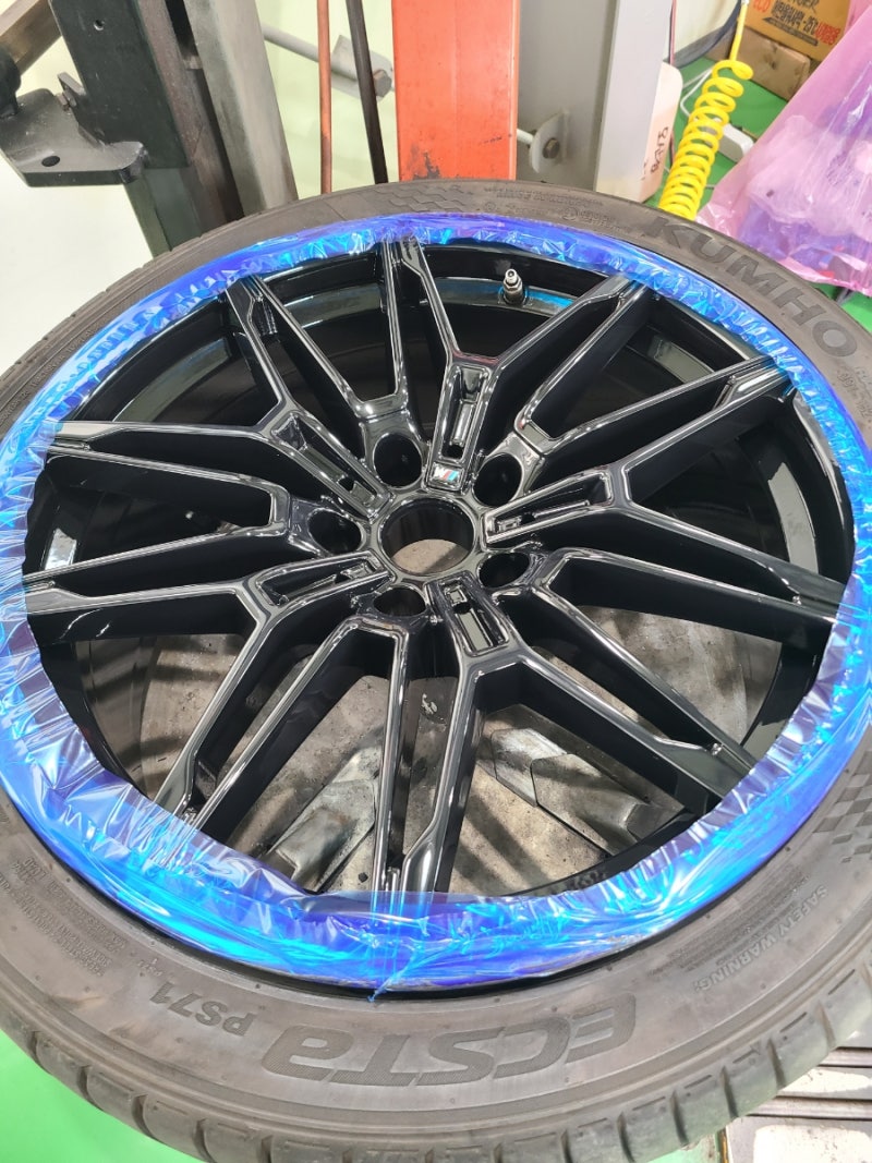 경기 오산 외삼미로 / 휠복원/도색 / BMW / 5시리즈