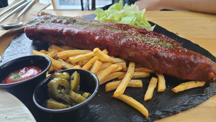  서울시 마곡에서 양식 맛집인 [바인디포] 입니다.