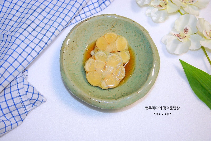 통마늘장아찌 담그는법 식초 마늘장아찌 마늘장아찌 레시피 마늘장아찌 초록빛 없이 ~~ : 네이버 블로그 통마늘장아찌 담그는법 식초 마늘장아찌 마늘장아찌 레시피 마늘장아찌 초록빛 없이 ~~ : 네이버 블로그