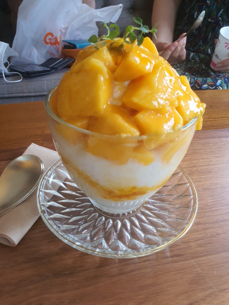 [송파 문정] 망고빙수를 즐길 수 있는 카페 페이지