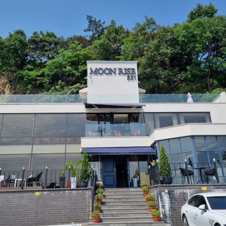  <광주, 북구> 영산강 뷰 광주 대형 브런치 카페, 문라이즈531