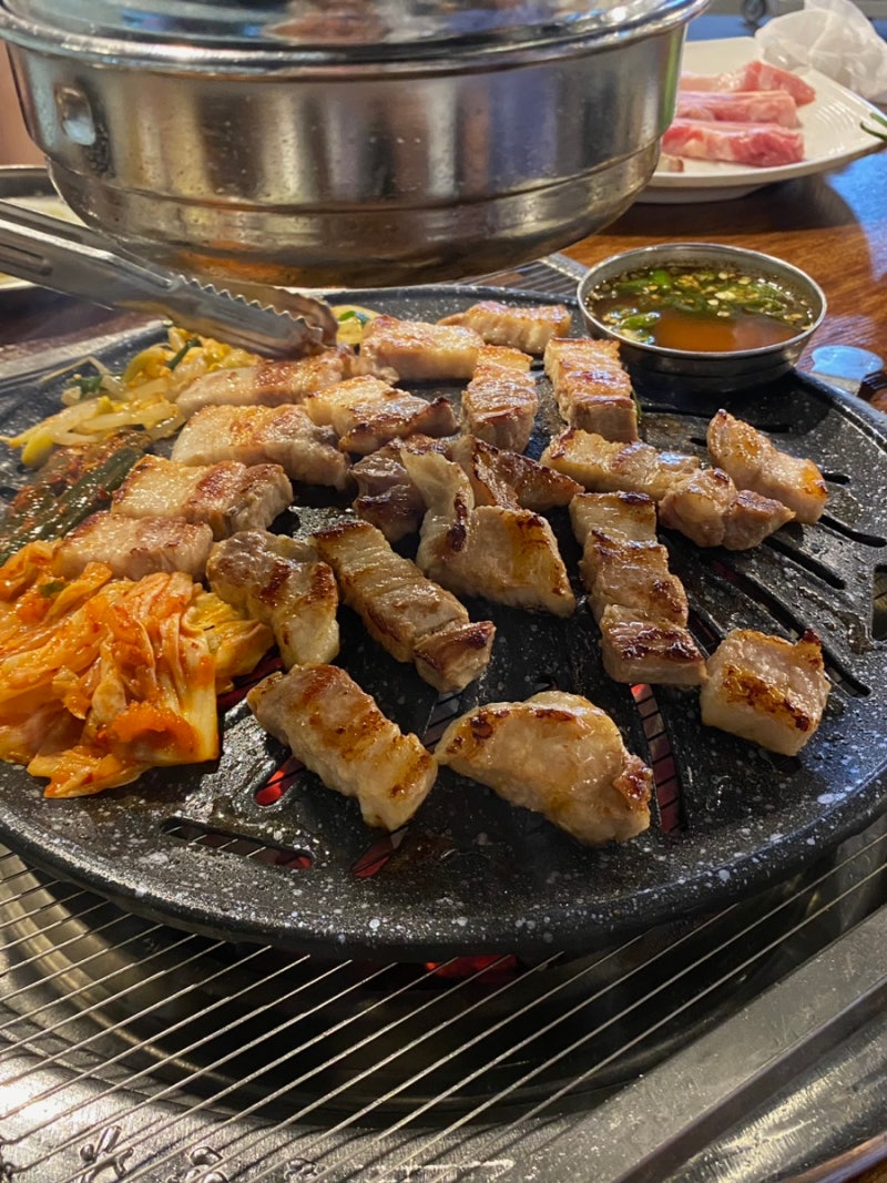 Samgyeopsal 생기기가 많은 장소, 음식 껍질을위한 권장 장소