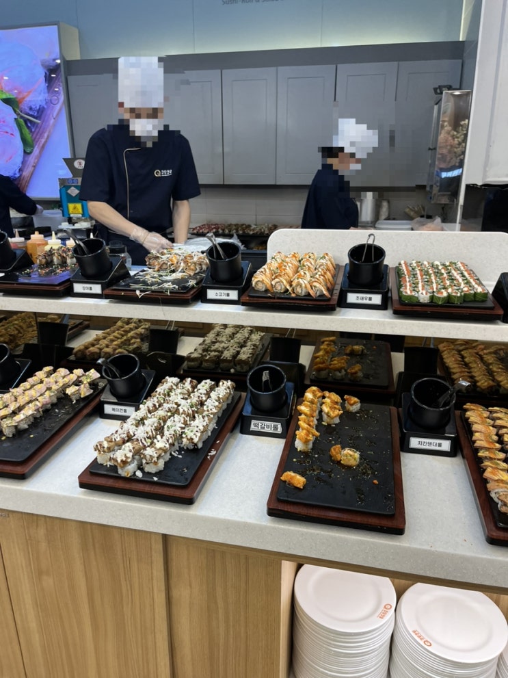 의정부 맛집 쿠우쿠우 골드 민락점 스시종류 많고 맛있음