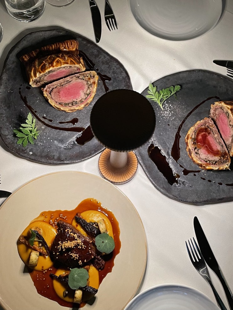  [헝가리 미슐랭 가이드] 미슐랭 1스타 스테이크 집 -  Spago by wolfgang puck