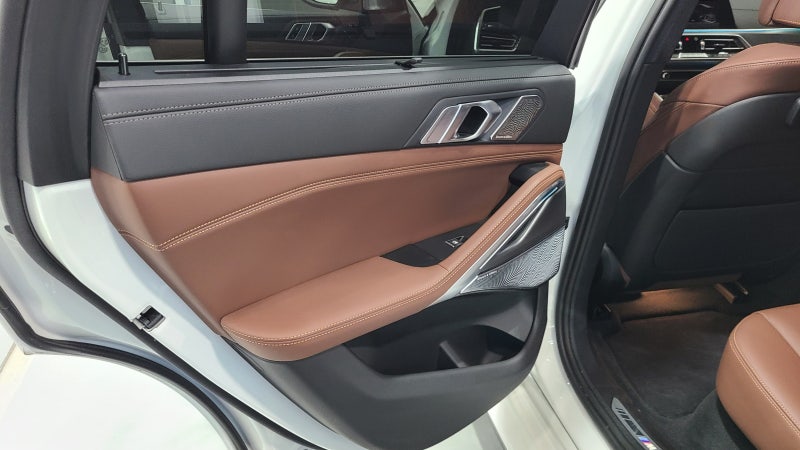 인천 남동구 / 실내커스텀/염색 / BMW / X6 (G06)