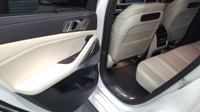 인천 남동구 / 실내커스텀/염색 / BMW / X6 (G06)