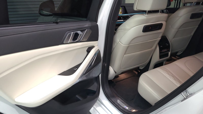 인천 남동구 / 실내커스텀/염색 / BMW / X6 (G06)