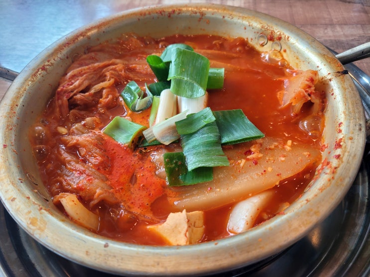  고척 생각나는울엄마찌개 혼밥 후기