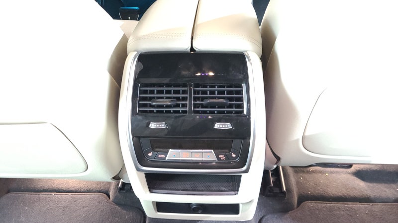 인천 남동구 / 실내커스텀/염색 / BMW / X6 (G06)