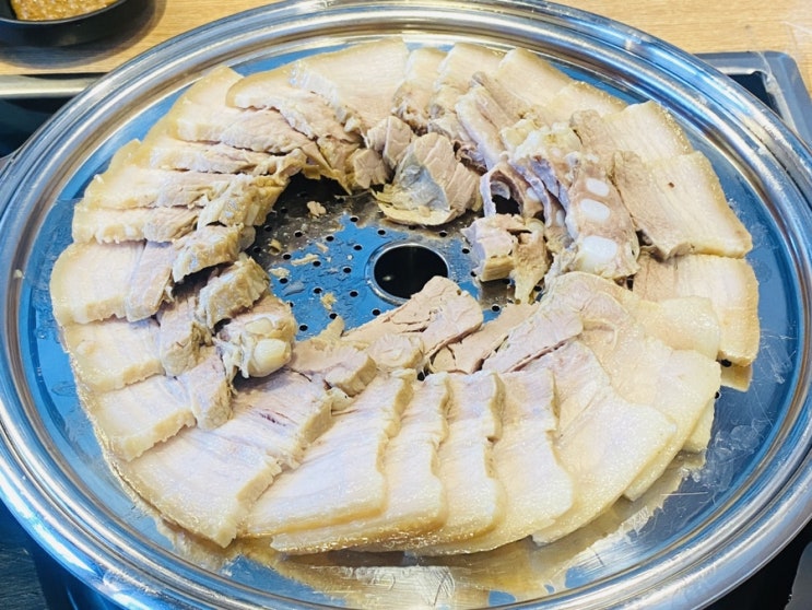  인천 원당동 사골육수 칼국수와 보쌈이 맛있는 명동칼국수 샤브샤브 검단신도시점