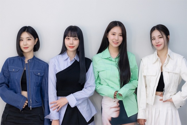 브브걸 유정, "마지막까지 재결합 망설였다" 속마음 쏵 다 털어놨다 브브걸 유정, "마지막까지 재결합 망설였다" 속마음 쏵 다 털어놨다