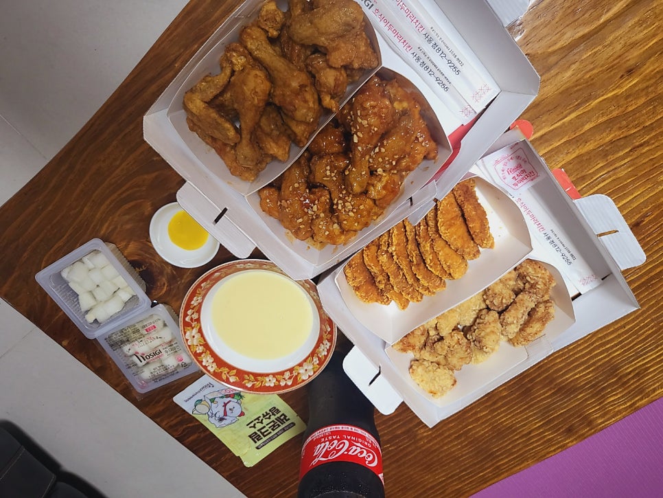 호식이두마리치킨 사동점 사진 4