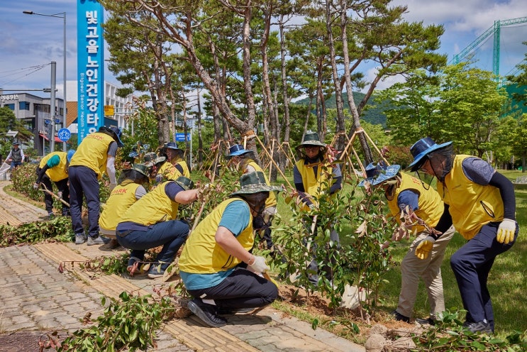  HDC현대산업개발, 나무 심기 봉사활동