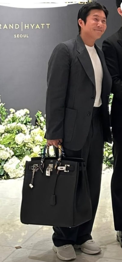  조세호 에르메스 가방 가격 정보 살펴봐요.