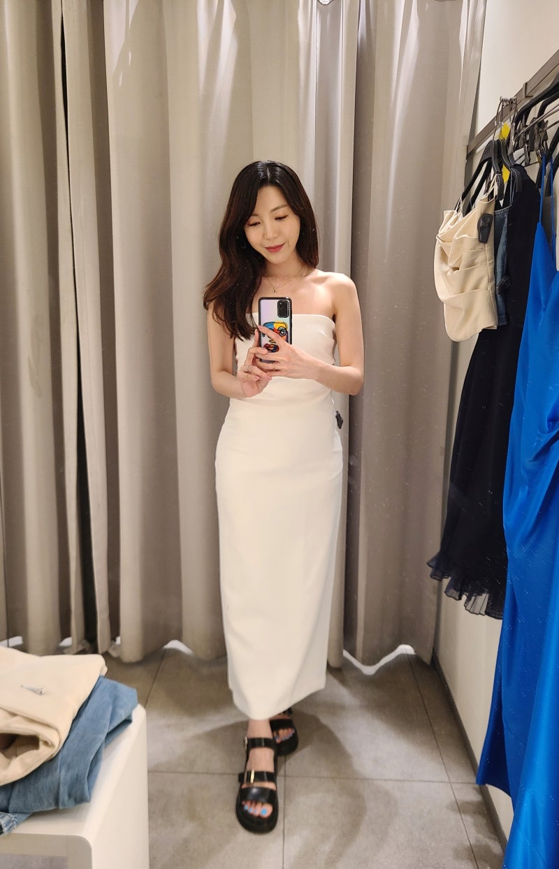 자라 매장 여름 새틴 원피스 블루 미디 드레스 화이트 ZARA 스타필드 코엑스몰점