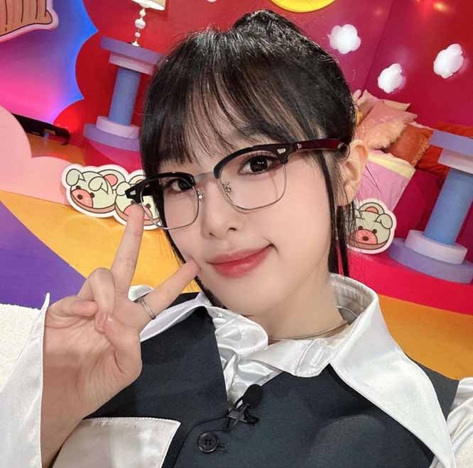 '걸스 나잇 아웃' 최예나 안경 정보