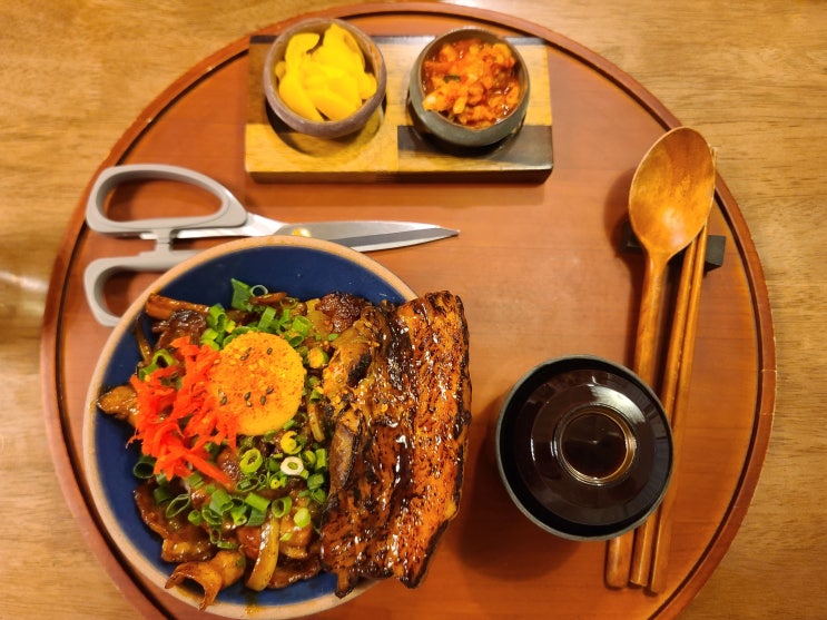  중앙동맛집 안산덮밥 으로 유명한 만고쿠