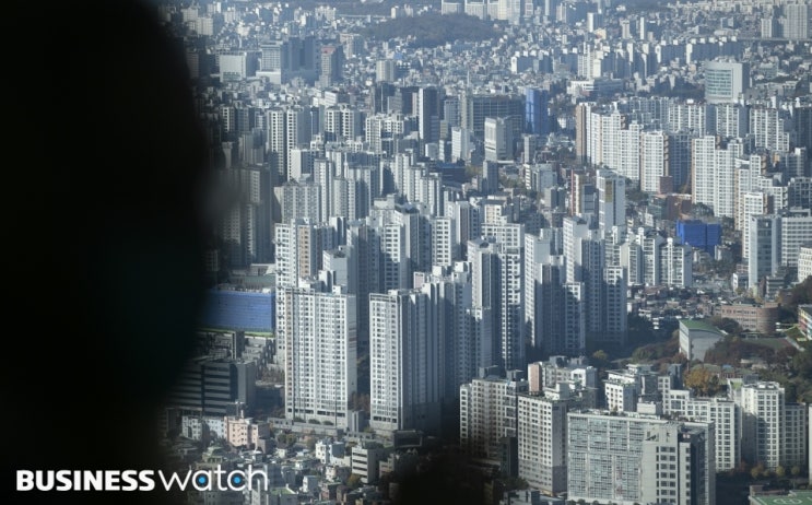  지방 아파트 10집 중 서너가구는 빈집!