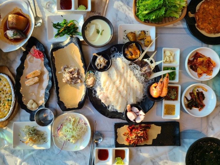  보령 무창포 맛집 회 조개 푸짐한 비체팰리스 앞 청정횟집