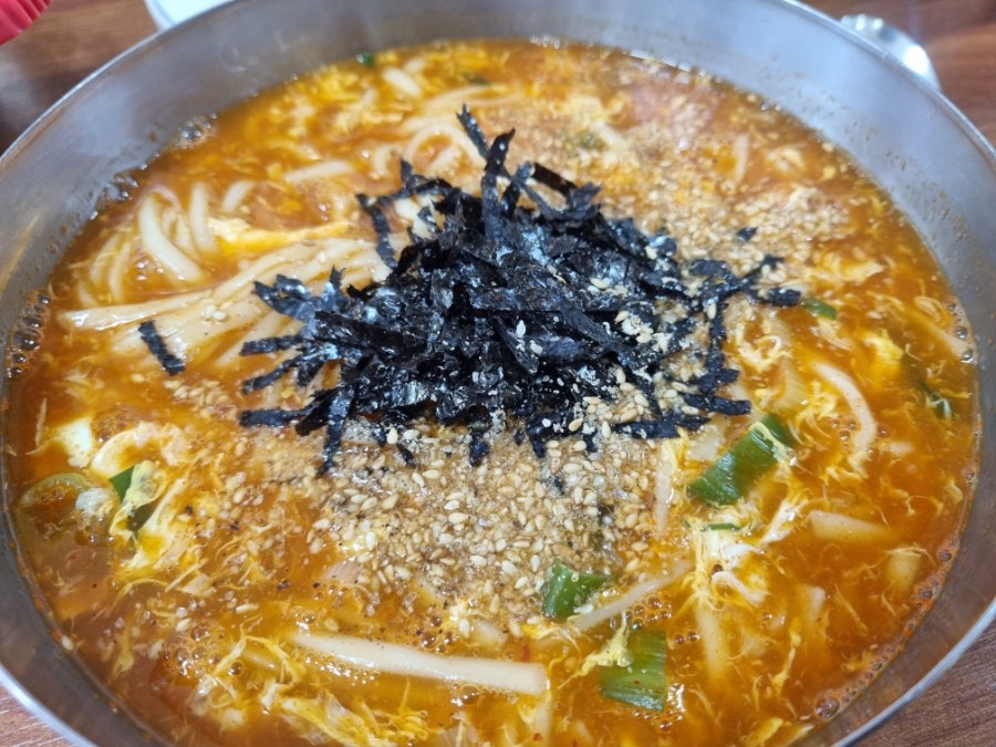 공주 얼큰이칼국수쭈꾸미족발 신성점 사진 8