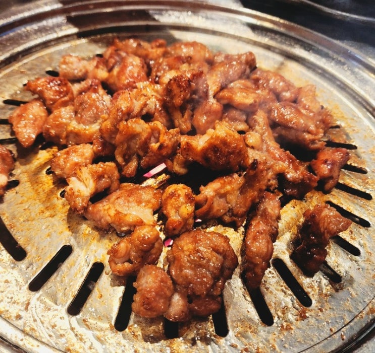  오두껍 - 천호 고기집 추천! '오돌갈비'와 짜파게티의 환상궁합!