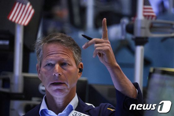 CPI 25개월래 최저, 미증시 일제 상승…나스닥 0.83%↑ CPI 25개월래 최저, 미증시 일제 상승…나스닥 0.83%↑