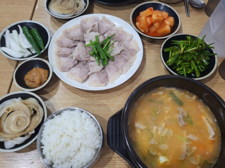  [수지 동천역] 나만 알고 싶었던 부산이가 돼지국밥