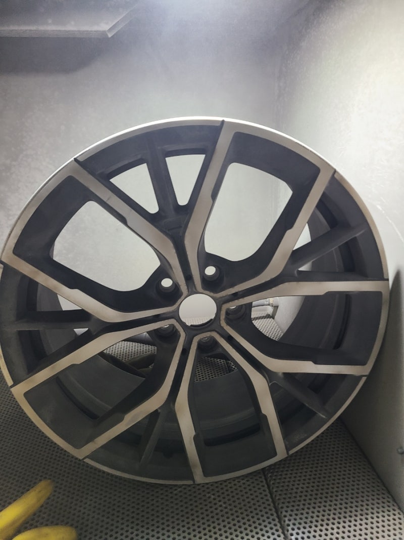 경기 오산 외삼미로 / 휠복원/도색 / BMW / 5시리즈