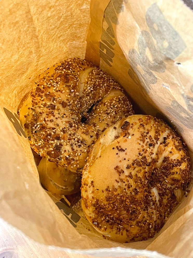 잠실 석촌호수 뉴욕 베이글 맛집 - 니커버커베이글