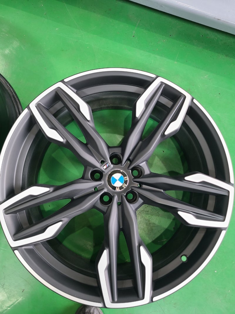경기 오산 외삼미로 / 휠복원/도색 / BMW / X4