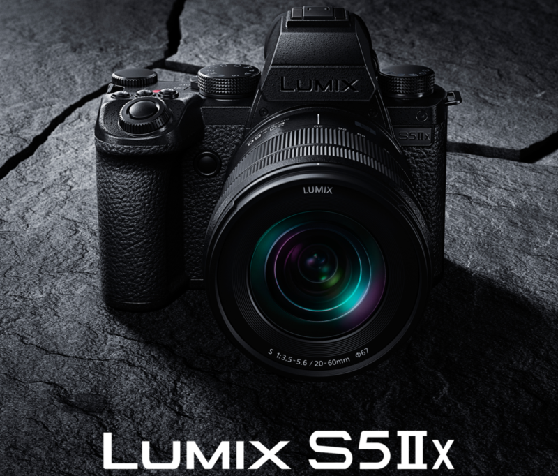 후지필름 X-T5 사용자, 파나소닉 루믹스 S5M2X을 추가로 주문하다.
