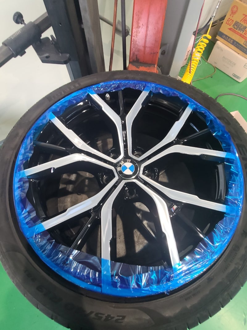 경기 오산 외삼미로 / 휠복원/도색 / BMW / 5시리즈